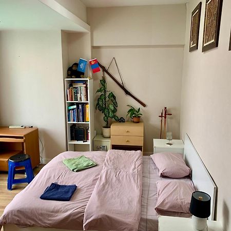 City Center Double Bedroom With Private Bathroom, Shared Kitchen Ulaanbaatar Exterior photo