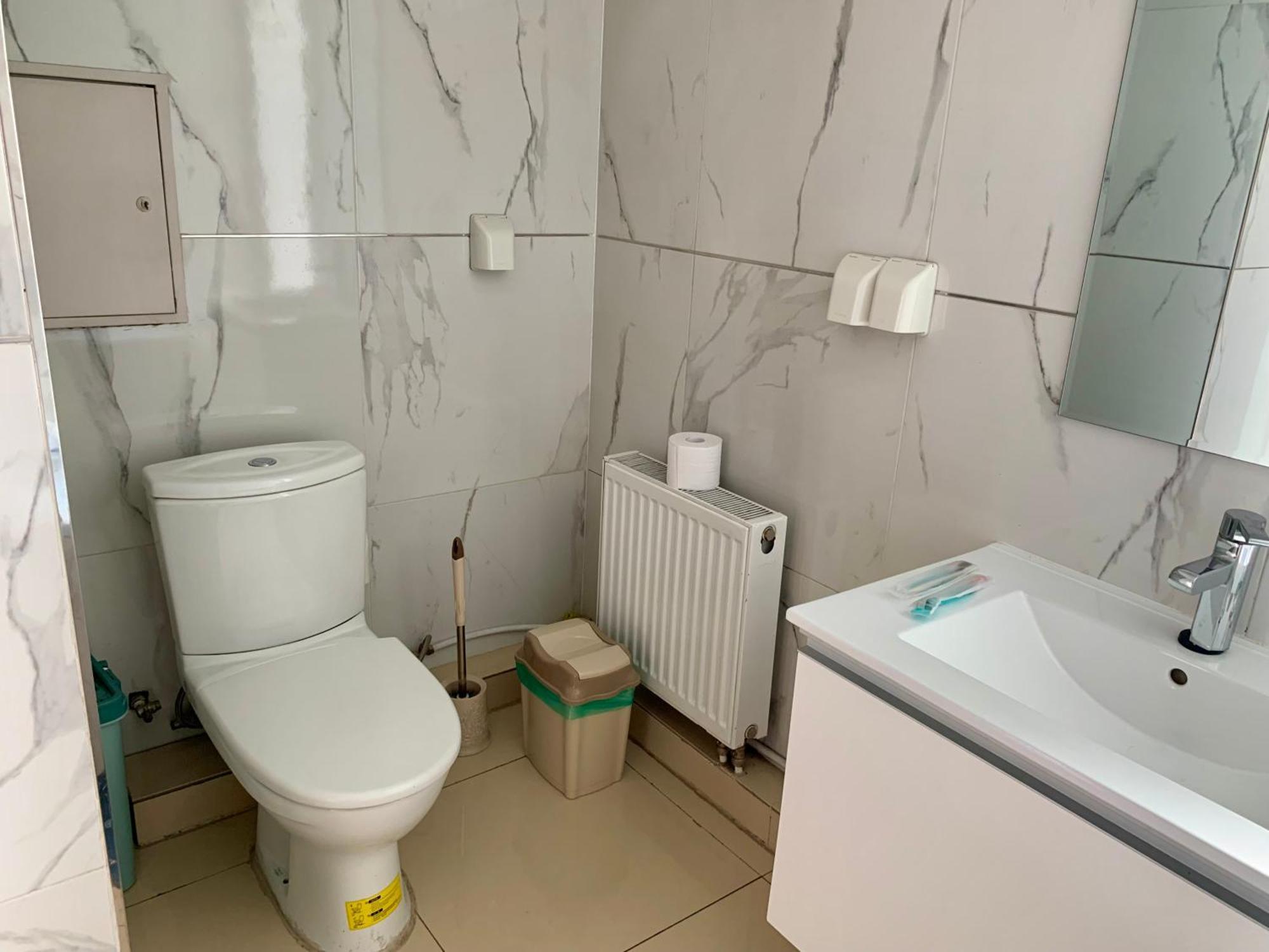 City Center Double Bedroom With Private Bathroom, Shared Kitchen Ulaanbaatar Exterior photo